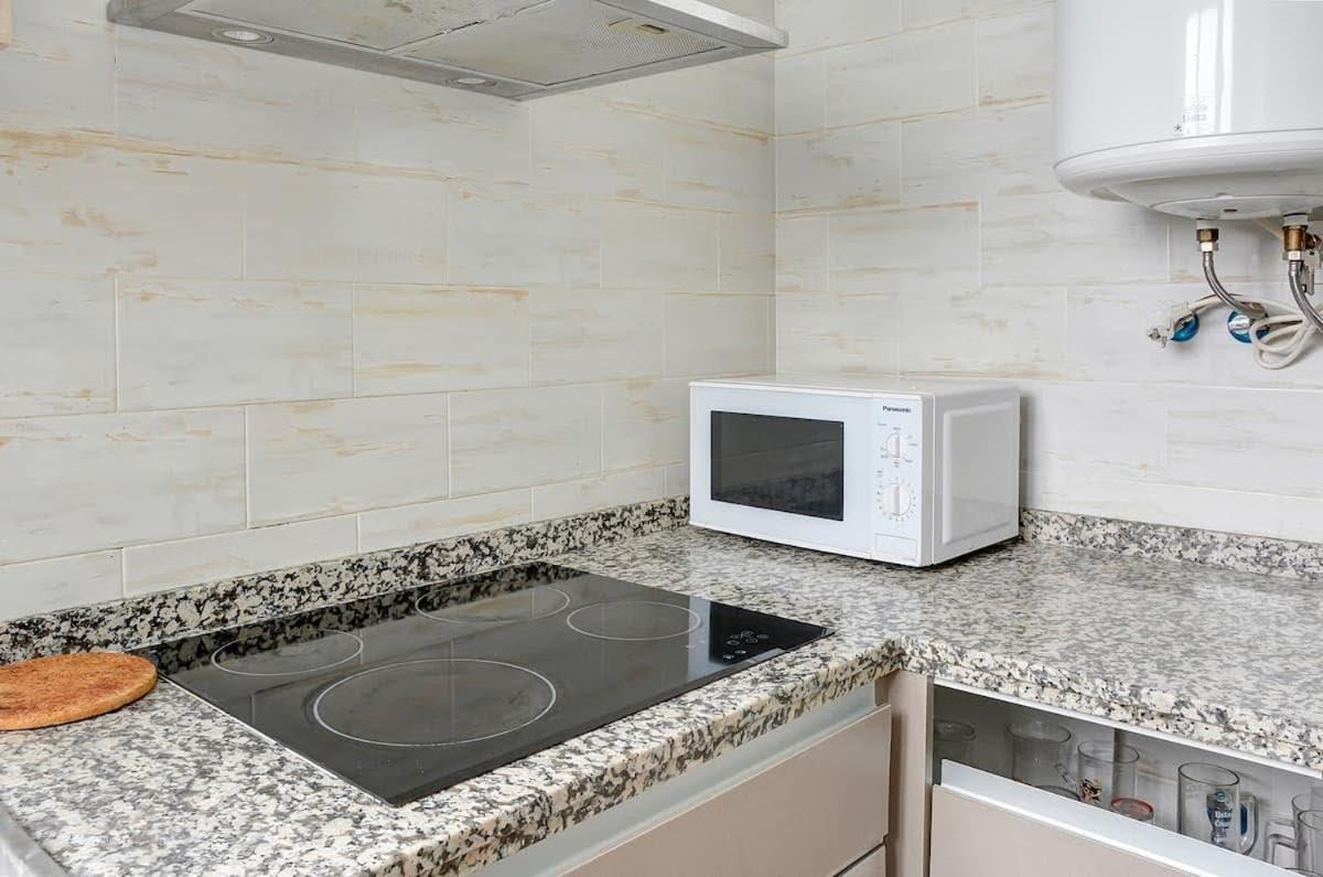 Apartamento Amplio เซบีญา ภายนอก รูปภาพ